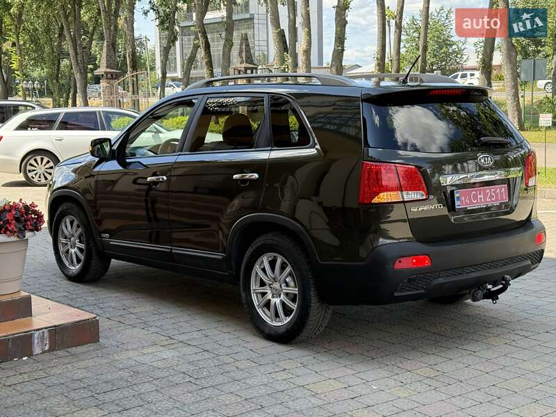 Внедорожник / Кроссовер Kia Sorento 2010 в Стрые