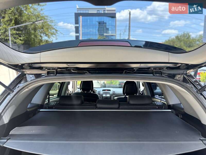 Внедорожник / Кроссовер Kia Sorento 2012 в Одессе