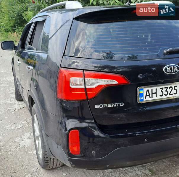 Внедорожник / Кроссовер Kia Sorento 2013 в Каменском