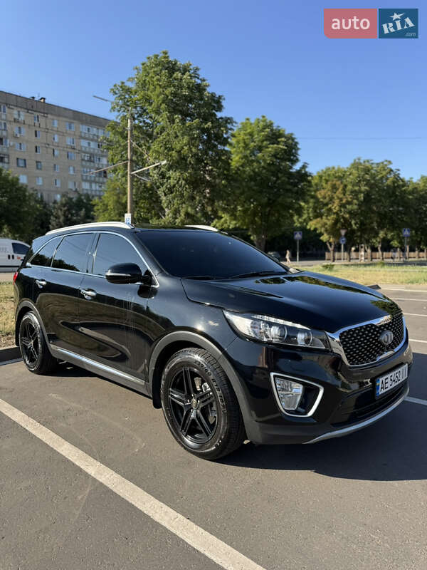 Внедорожник / Кроссовер Kia Sorento 2015 в Кривом Роге