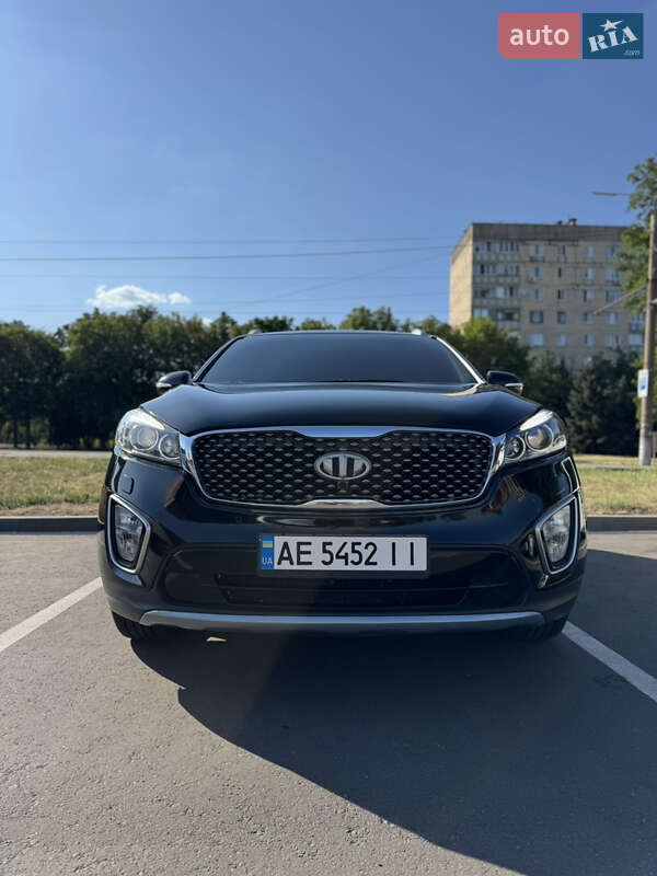 Внедорожник / Кроссовер Kia Sorento 2015 в Кривом Роге