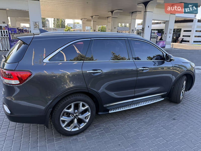 Внедорожник / Кроссовер Kia Sorento 2015 в Одессе