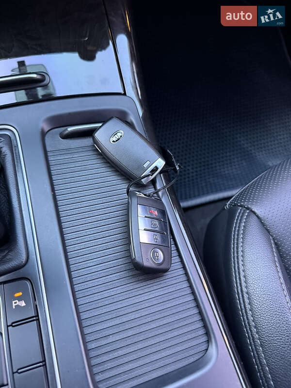 Внедорожник / Кроссовер Kia Sorento 2015 в Одессе