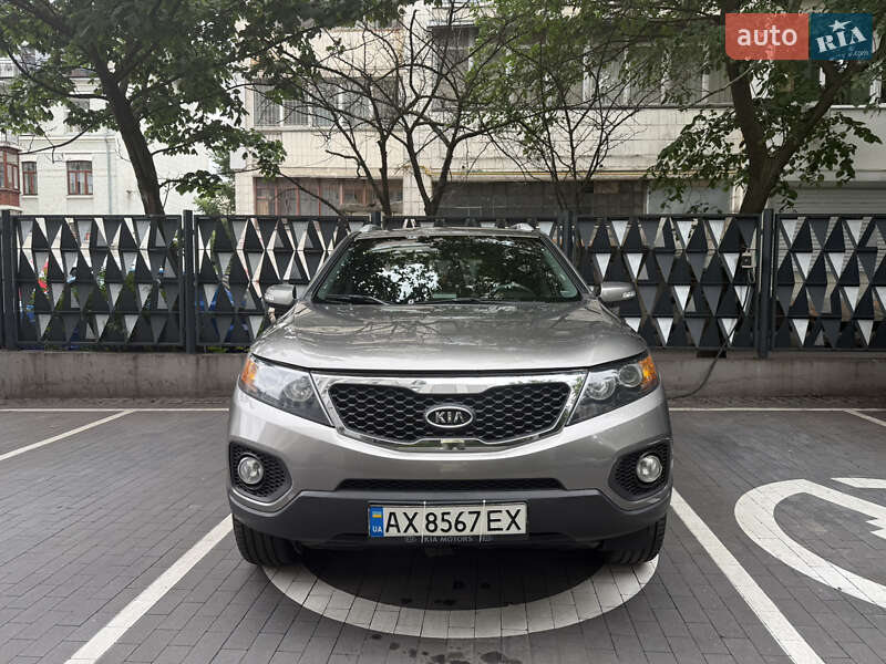 Внедорожник / Кроссовер Kia Sorento 2010 в Киеве