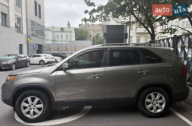 Внедорожник / Кроссовер Kia Sorento 2010 в 