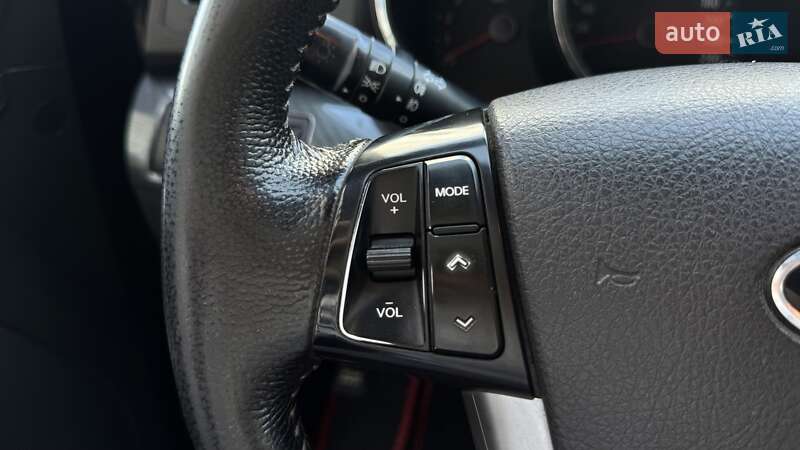 Позашляховик / Кросовер Kia Sorento 2010 в Львові