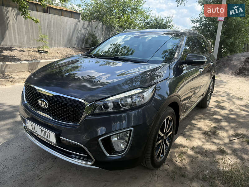 Внедорожник / Кроссовер Kia Sorento 2016 в Киеве