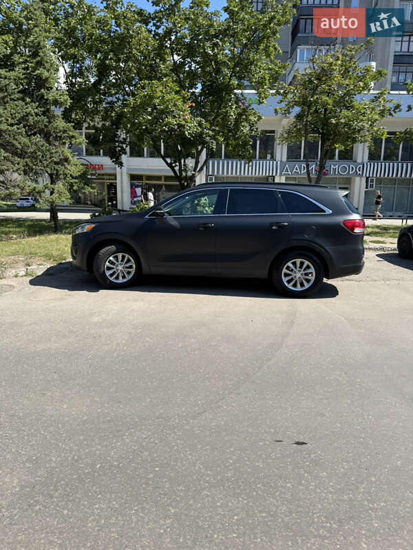Внедорожник / Кроссовер Kia Sorento 2016 в Черкассах