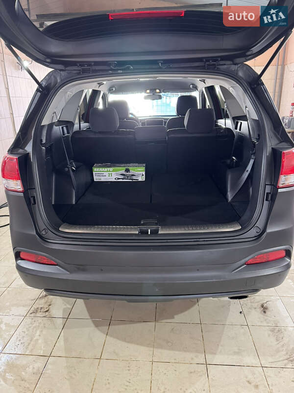 Внедорожник / Кроссовер Kia Sorento 2016 в Черкассах