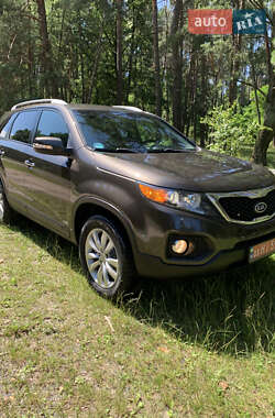 Внедорожник / Кроссовер Kia Sorento 2012 в 