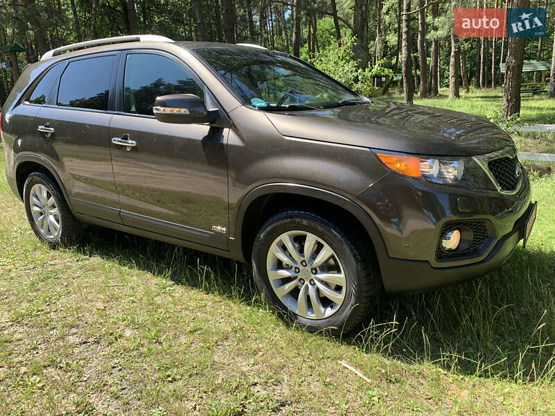 Внедорожник / Кроссовер Kia Sorento 2012 в Вараше