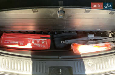 Внедорожник / Кроссовер Kia Sorento 2012 в 