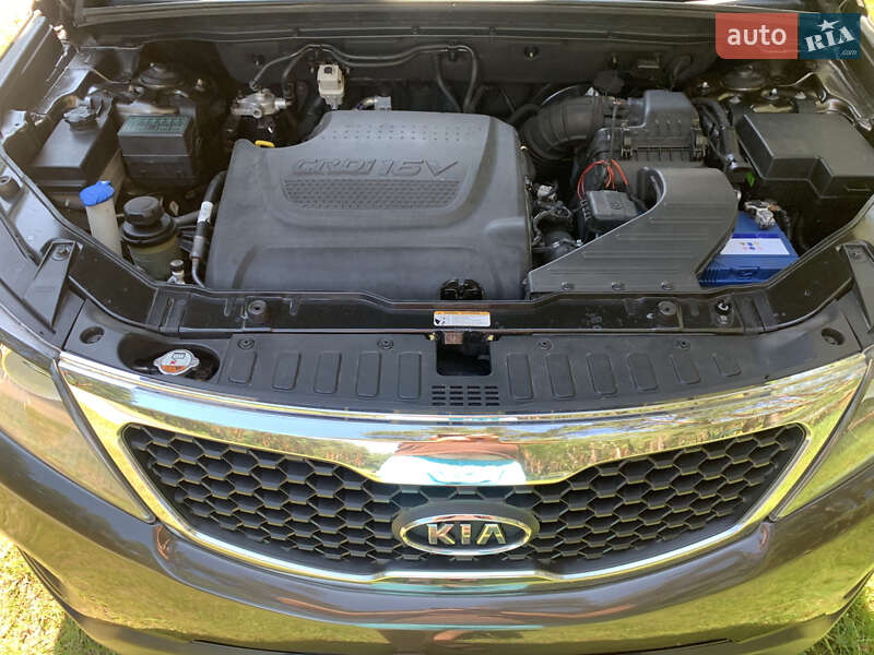 Внедорожник / Кроссовер Kia Sorento 2012 в Вараше