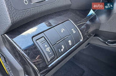 Внедорожник / Кроссовер Kia Sorento 2014 в 