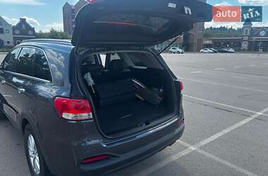 Внедорожник / Кроссовер Kia Sorento 2016 в 