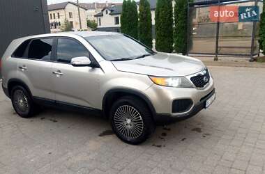 Позашляховик / Кросовер Kia Sorento 2012 в Івано-Франківську