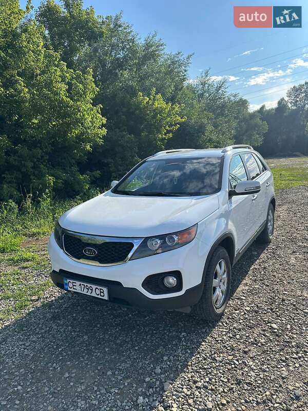 Внедорожник / Кроссовер Kia Sorento 2010 в 