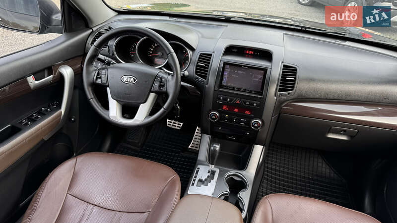 Внедорожник / Кроссовер Kia Sorento 2011 в Хмельницком