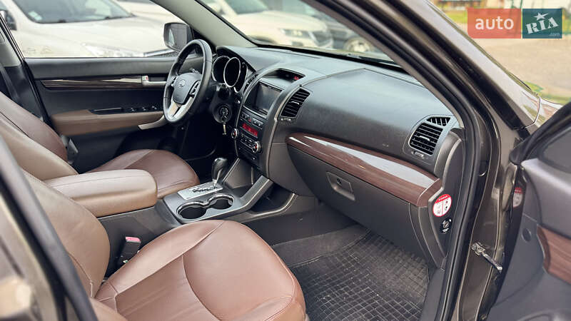 Внедорожник / Кроссовер Kia Sorento 2011 в Хмельницком