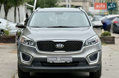 Позашляховик / Кросовер Kia Sorento 2016 в 