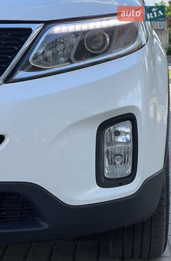 Внедорожник / Кроссовер Kia Sorento 2013 в 