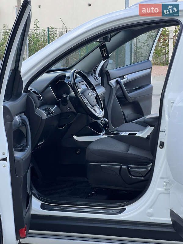 Внедорожник / Кроссовер Kia Sorento 2013 в Житомире
