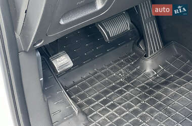 Внедорожник / Кроссовер Kia Sorento 2013 в 