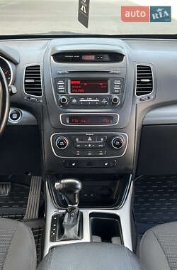 Внедорожник / Кроссовер Kia Sorento 2013 в 