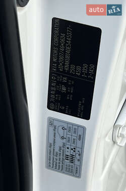 Внедорожник / Кроссовер Kia Sorento 2013 в 