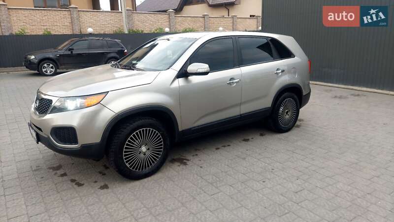 Внедорожник / Кроссовер Kia Sorento 2012 в Ивано-Франковске