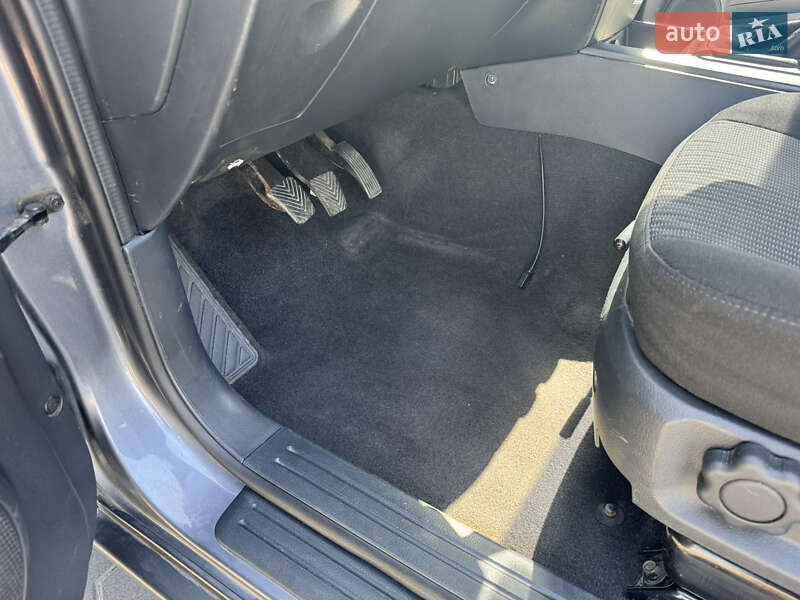 Внедорожник / Кроссовер Kia Sorento 2009 в Киеве
