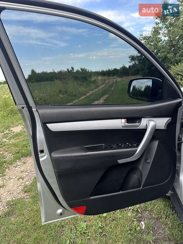 Внедорожник / Кроссовер Kia Sorento 2012 в Городенке