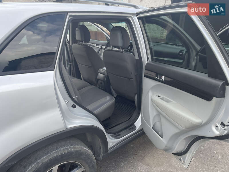 Внедорожник / Кроссовер Kia Sorento 2011 в Одессе