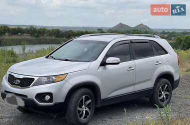 Позашляховик / Кросовер Kia Sorento 2011 в 