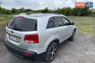 Позашляховик / Кросовер Kia Sorento 2011 в 