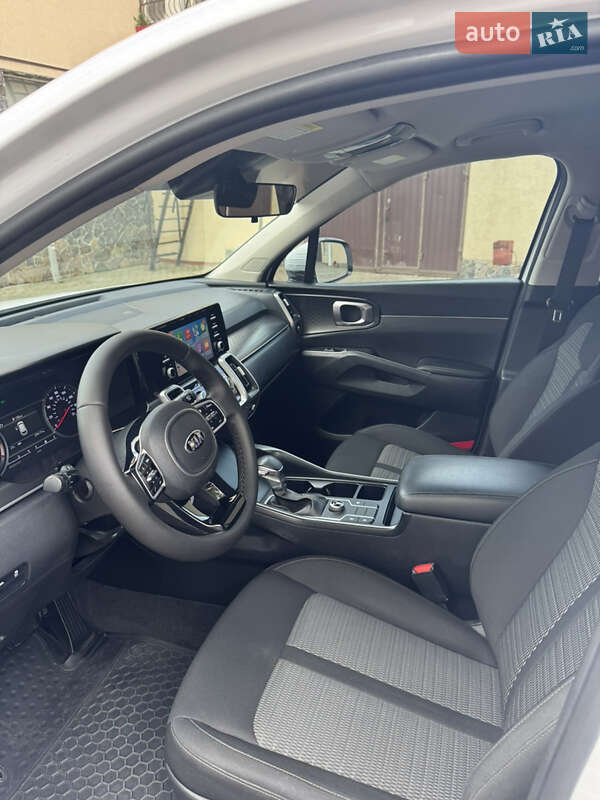 Внедорожник / Кроссовер Kia Sorento 2021 в Владимире