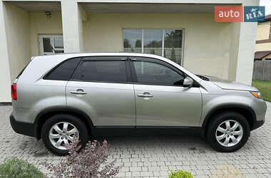 Внедорожник / Кроссовер Kia Sorento 2011 в 