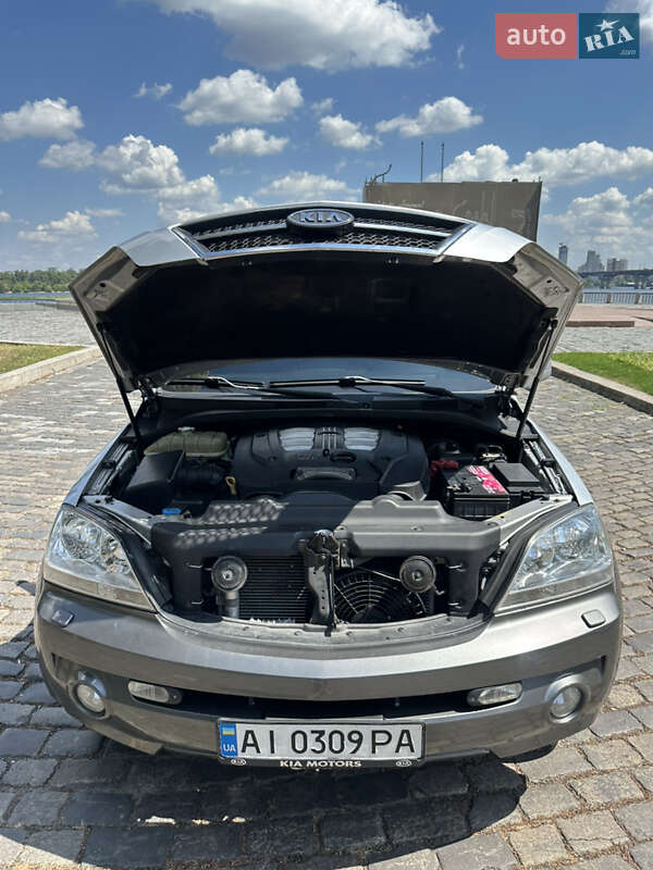 Внедорожник / Кроссовер Kia Sorento 2005 в Киеве