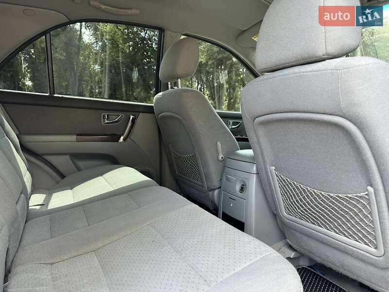 Внедорожник / Кроссовер Kia Sorento 2005 в Киеве