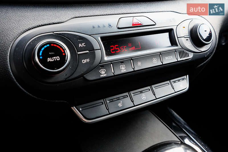 Внедорожник / Кроссовер Kia Sorento 2015 в Житомире