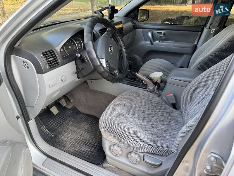 Позашляховик / Кросовер Kia Sorento 2007 в Павлограді фото 7 Позашляховик / Кросовер Kia Sorento 2007 в Павлограді