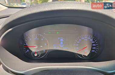Внедорожник / Кроссовер Kia Sorento 2018 в 