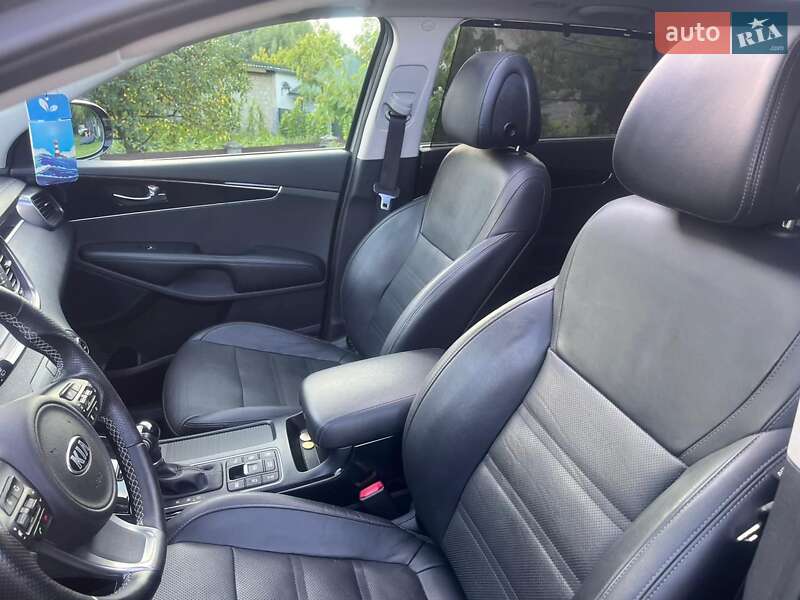 Внедорожник / Кроссовер Kia Sorento 2016 в Самборе