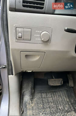 Позашляховик / Кросовер Kia Sorento 2008 в 