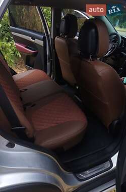 Внедорожник / Кроссовер Kia Sorento 2012 в 