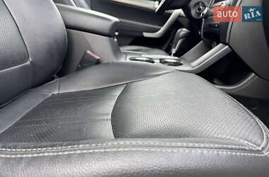 Внедорожник / Кроссовер Kia Sorento 2011 в 
