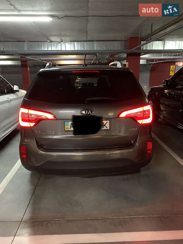 Позашляховик / Кросовер Kia Sorento 2013 в Дніпрі