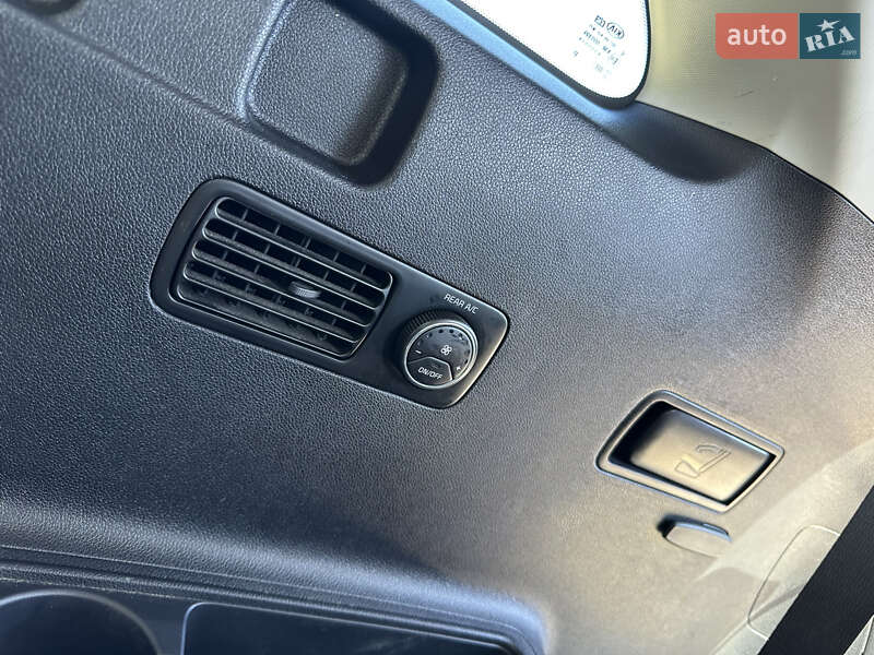 Внедорожник / Кроссовер Kia Sorento 2017 в Сумах фото 8 Внедорожник / Кроссовер Kia Sorento 2017 в Сумах