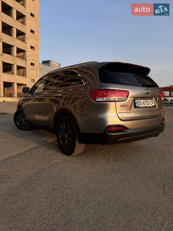 Внедорожник / Кроссовер Kia Sorento 2017 в Тернополе