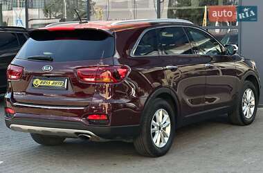 Внедорожник / Кроссовер Kia Sorento 2019 в 